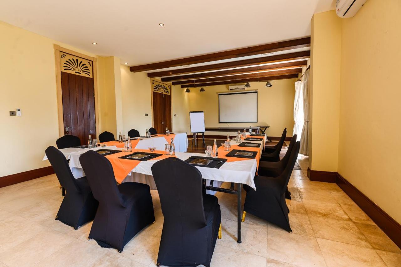 Cocoa Boutique Hotel - Your Kenyan Beachfront Bliss Mombasa Eksteriør bilde